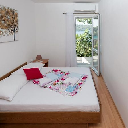 Guesthouse Pavla Goveđari Exteriör bild