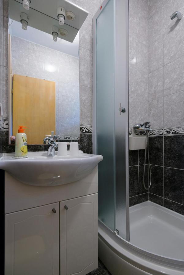 Guesthouse Pavla Goveđari Exteriör bild