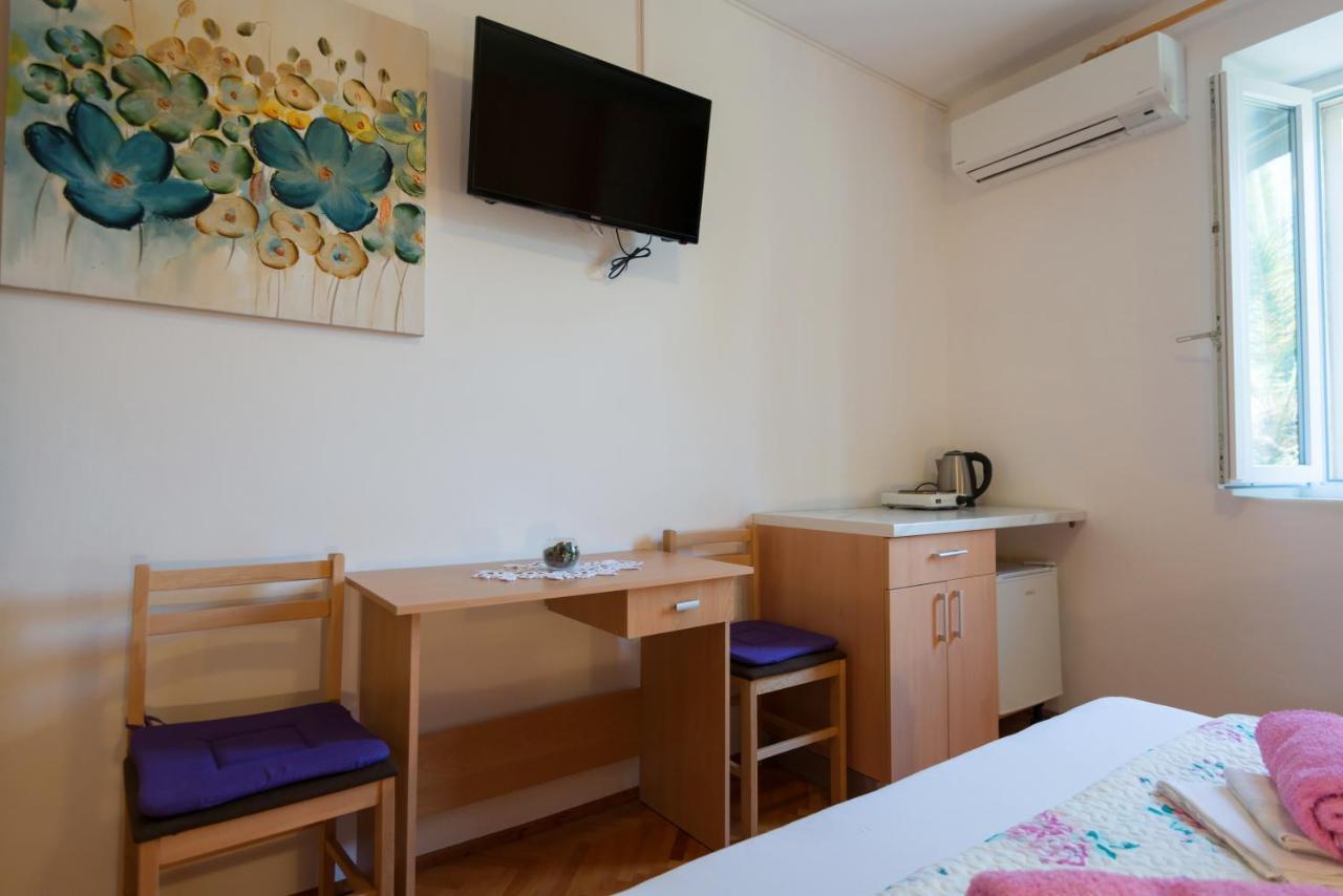 Guesthouse Pavla Goveđari Exteriör bild