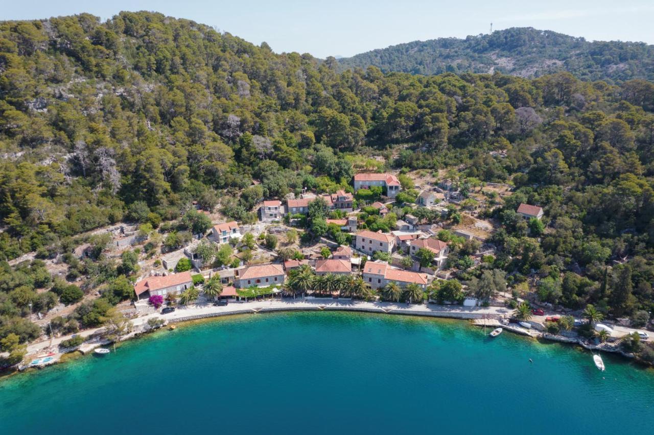 Guesthouse Pavla Goveđari Exteriör bild