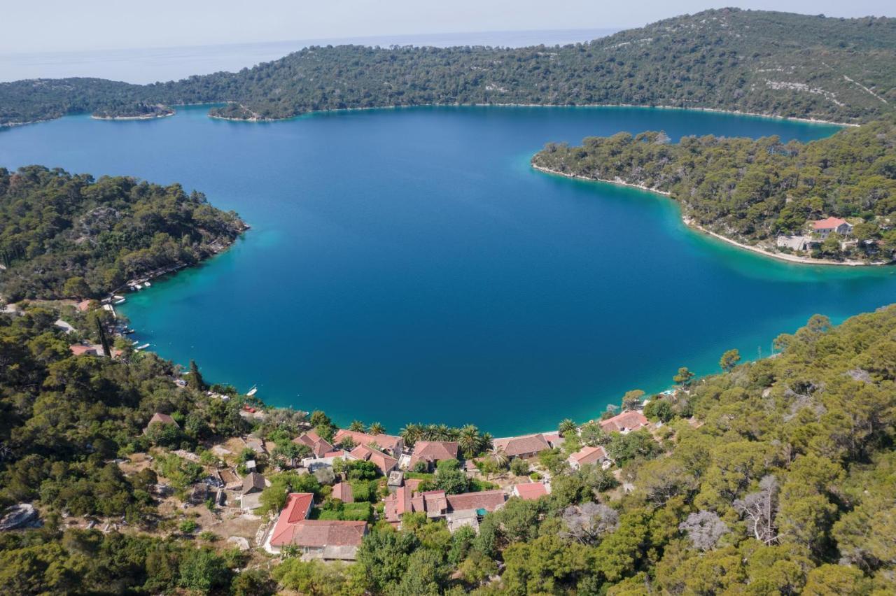 Guesthouse Pavla Goveđari Exteriör bild
