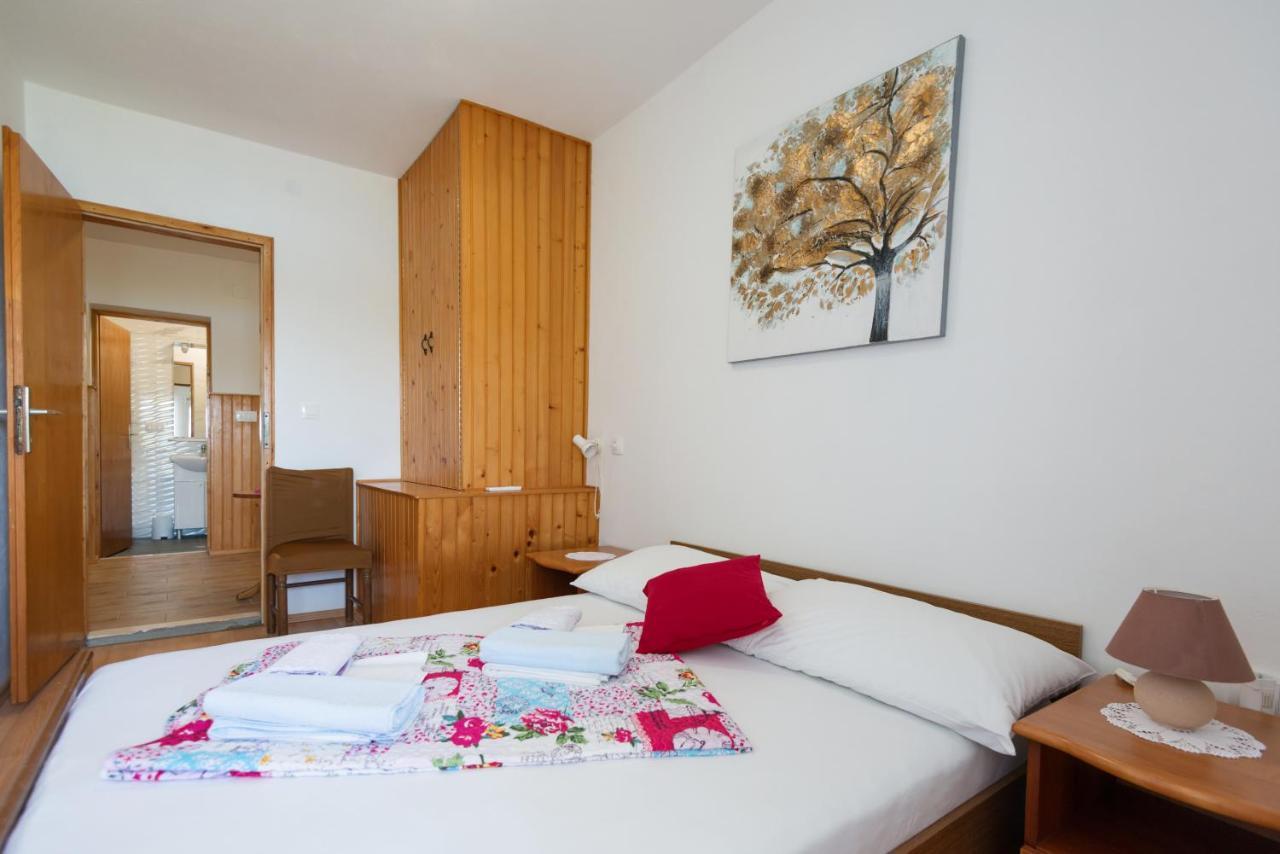 Guesthouse Pavla Goveđari Exteriör bild